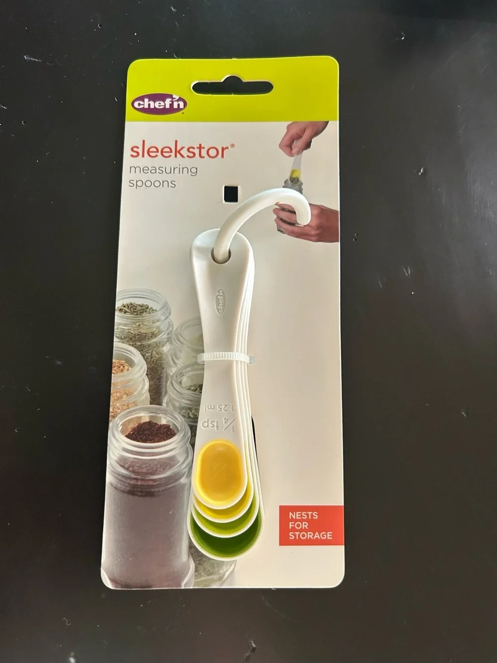Sleekstor Nesting Measuring Spoons - White with Yellow & Green